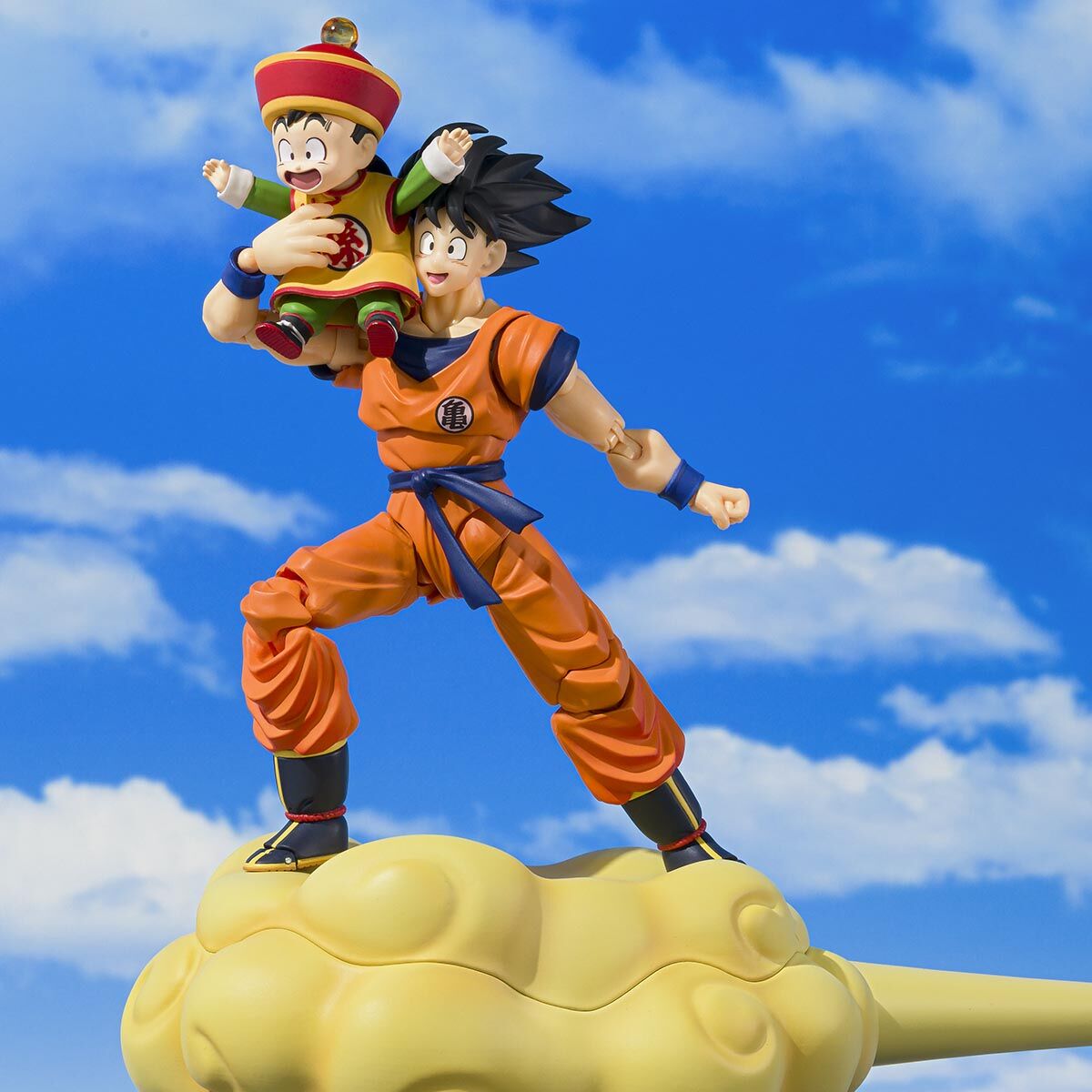 SH Figuarts Son Goku, Kid Gohan & Flying Nimbus Set