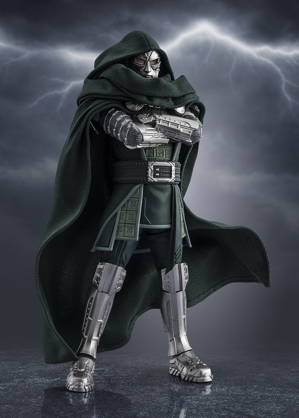 [PREORDER] SH Figuarts Doctor Doom (Avengers: Doomsday)