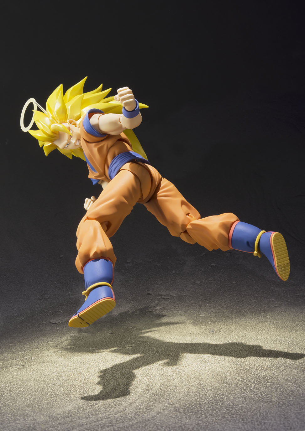 SH Figuarts Super Saiyan 3 Son Goku (Reissue)