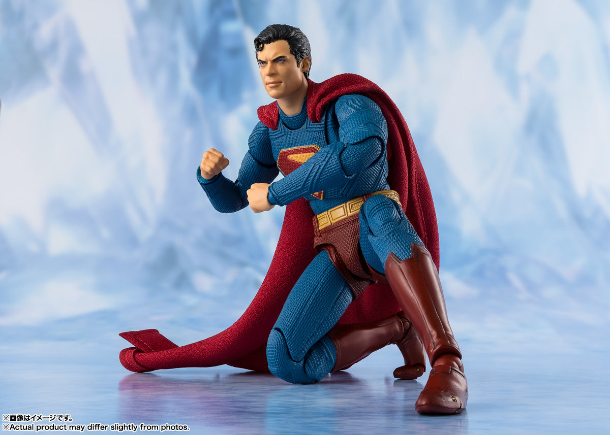 SH Figuarts Superman